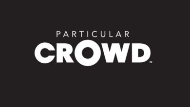 Particular Crowd