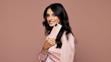 Aislinn Derbez Xiaomi