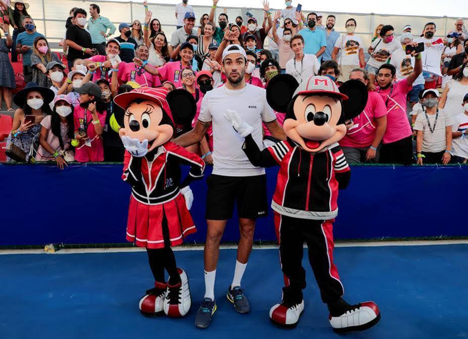 Mickey y Minnie en el Kids Day