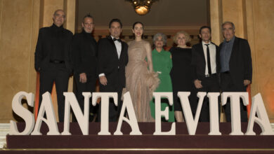 Premiere Mundial SANTA EVITA