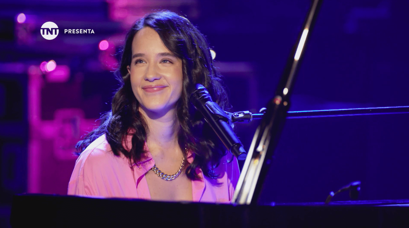 A Tiny Audience, Ximena Sariñana