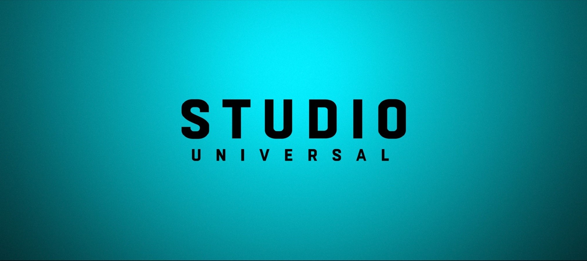 STUDIO UNIVERSAL